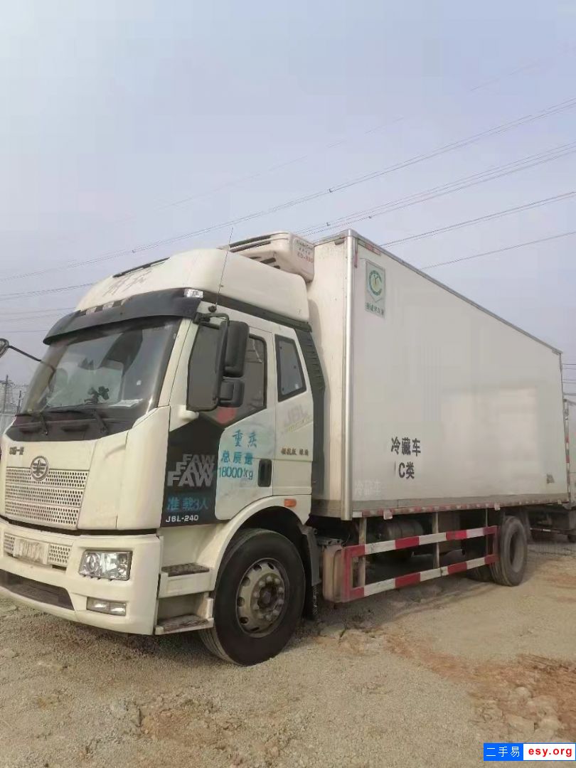 轉(zhuǎn)讓國(guó)五4.2米6.8米廂式冷藏車(chē) 包過(guò)戶(hù)
