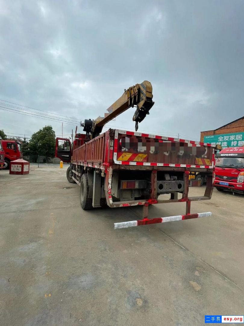 轉(zhuǎn)讓準(zhǔn)新車6.3噸8噸10噸12噸14噸16噸隨車吊包過(guò)戶價(jià)格優(yōu)惠