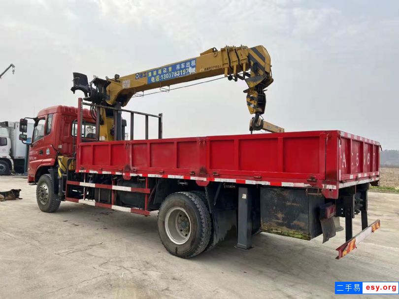 誠信轉(zhuǎn)讓5噸6.3噸8噸12噸16噸隨車吊 包過戶