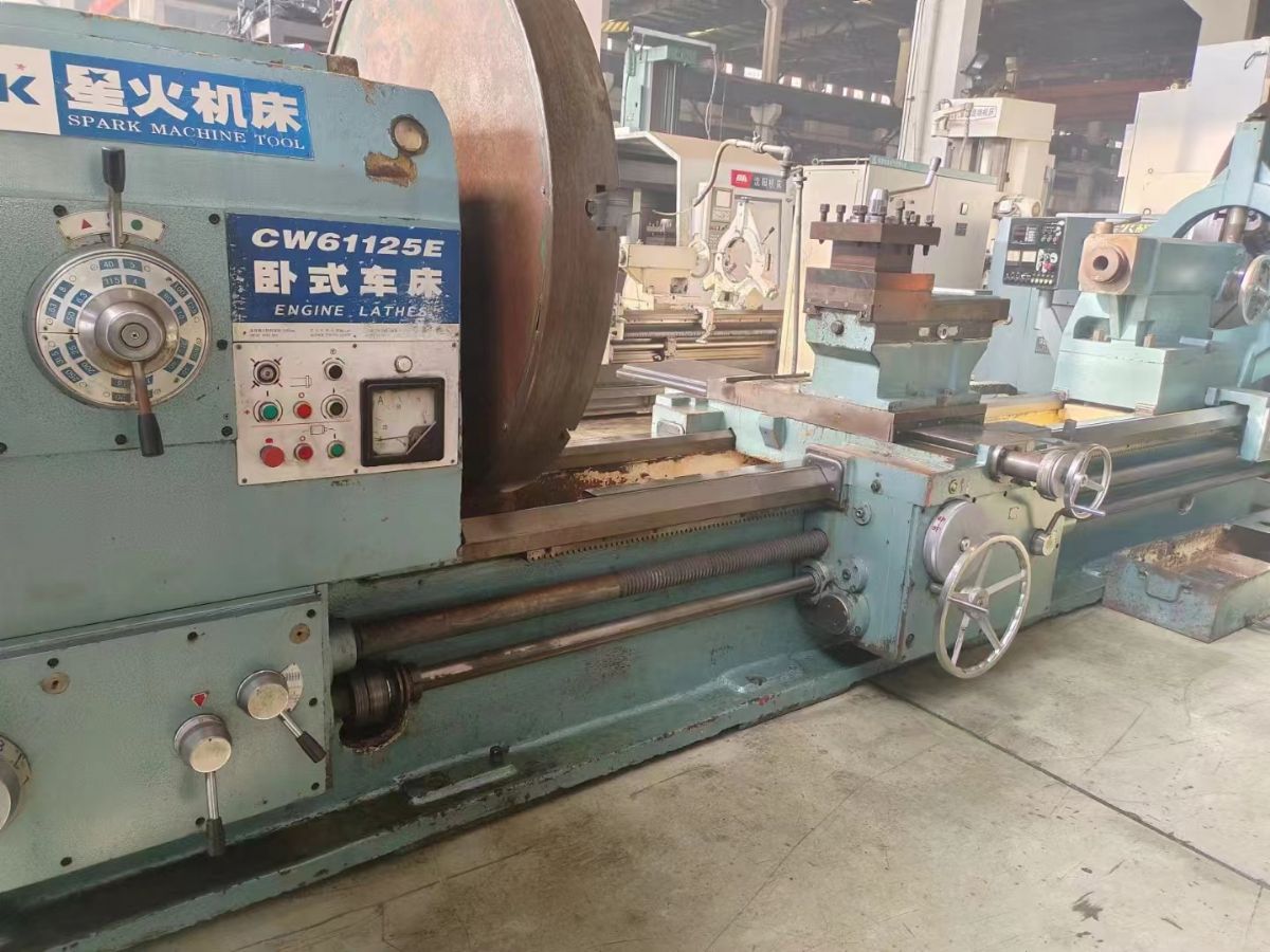 轉(zhuǎn)讓二手星火CW61125Ex3米臥式車床導(dǎo)軌寬度750
