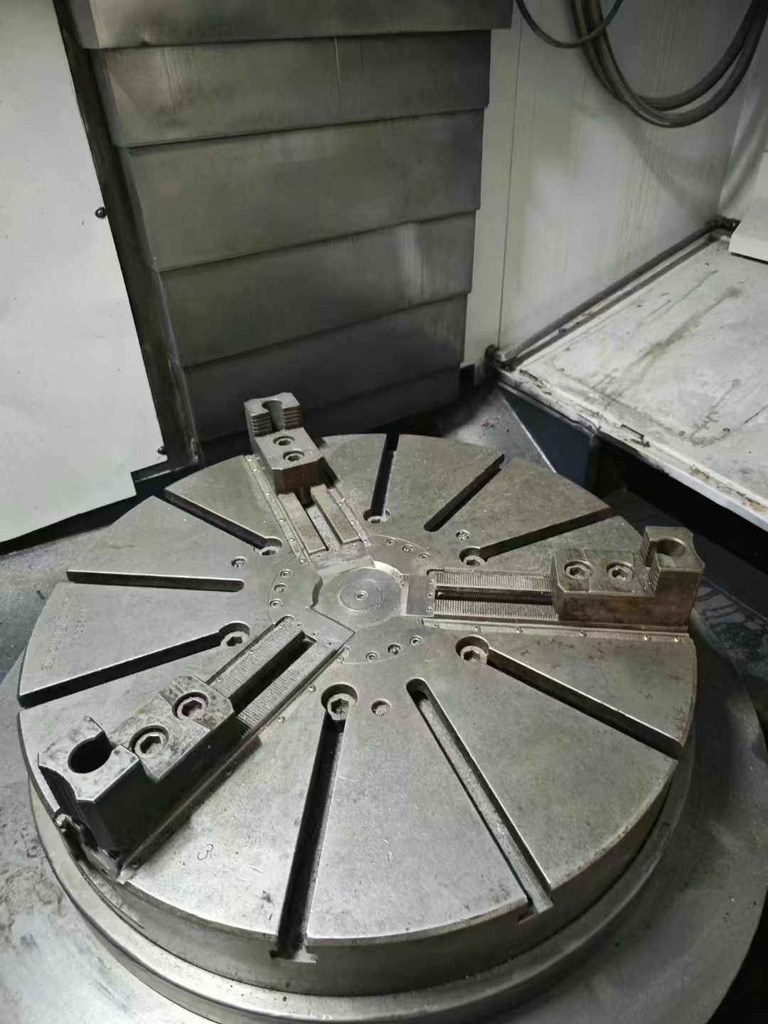 處理二手油機(jī)KV-800ATC數(shù)控立式車(chē)床車(chē)削高度700