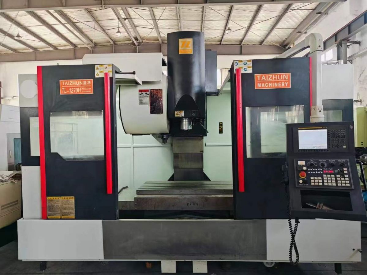 處理二手臺(tái)準(zhǔn)TL-1270H立式加工中心主軸錐度BT50