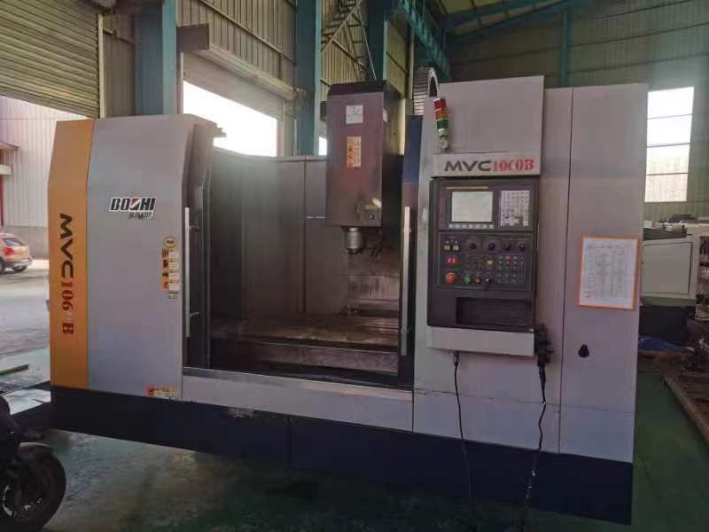 轉(zhuǎn)讓二手寶雞MVC1060B數(shù)控銑床二手1060加工中心