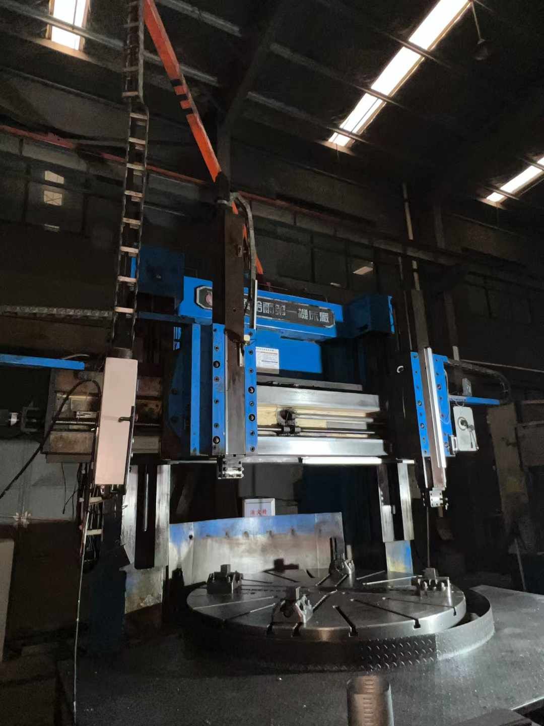 處理二手齊重C5225Ex16-10數(shù)控立式車床車削直徑2.5米