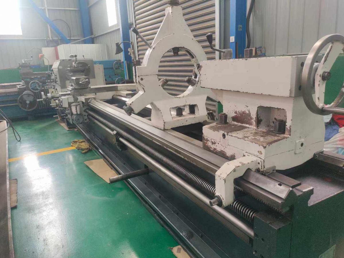 處理二手沈陽CW6280Bx4米臥式車床主軸通孔105