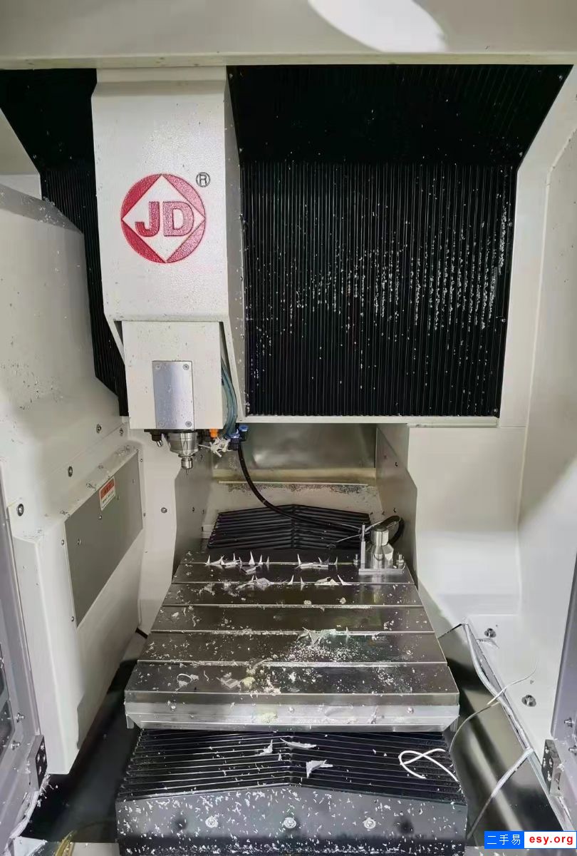 轉(zhuǎn)讓二手北京JDLVM400P雕銑機(jī)二手雕銑機(jī)