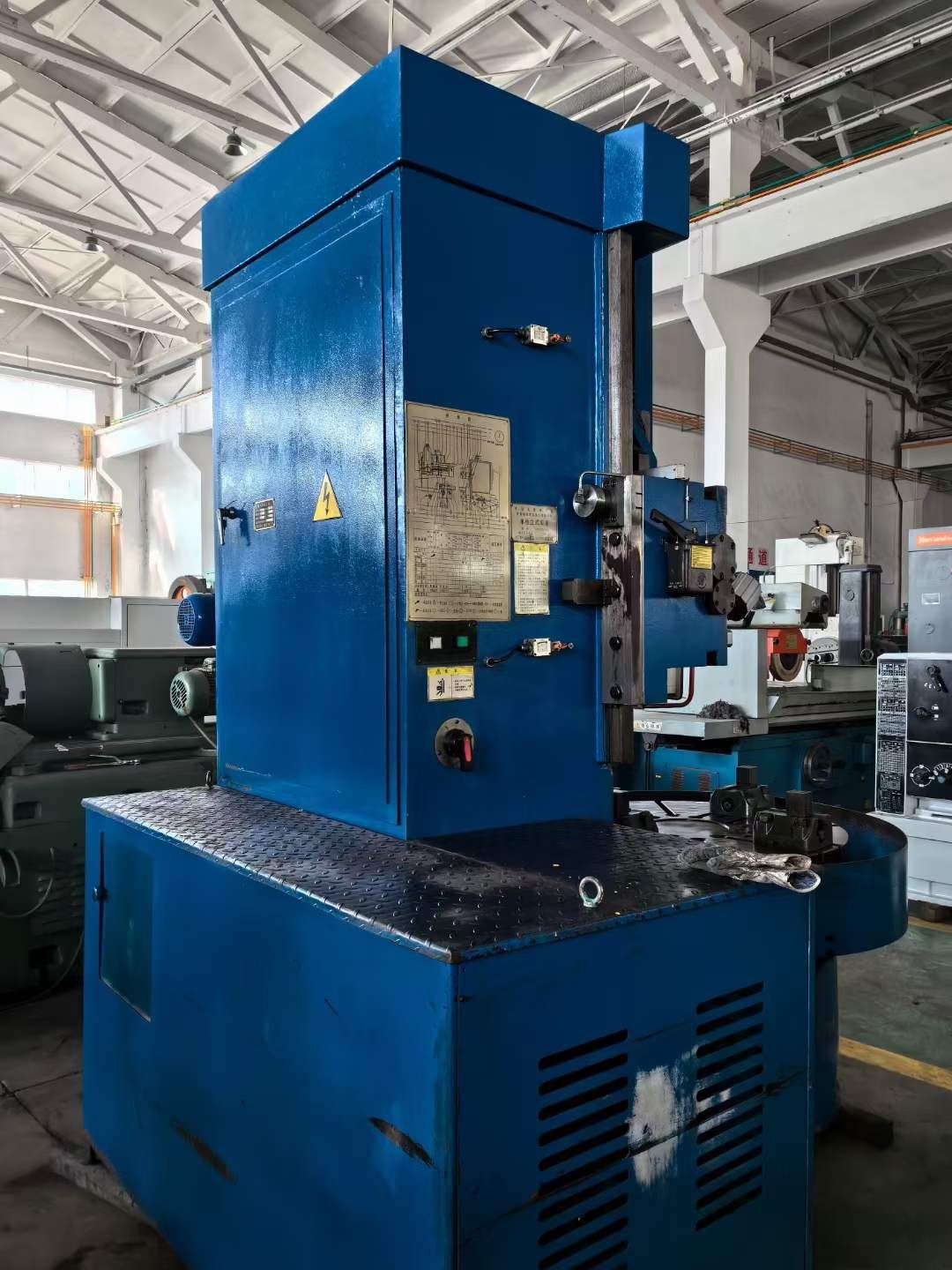 出售齐重CA5112Ex10-5单柱立式车床工作台转速200