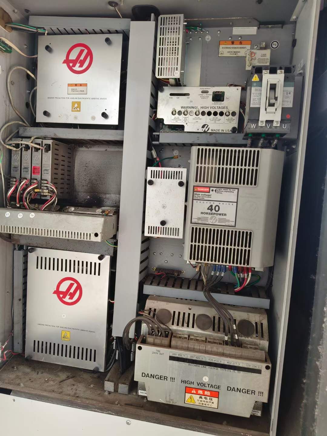 轉讓二手哈斯VF-3立式加工中心主軸轉速15000