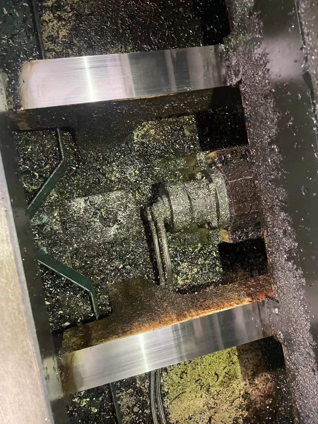 處理二手大立MV-1300數(shù)控銑床BT50主軸錐度