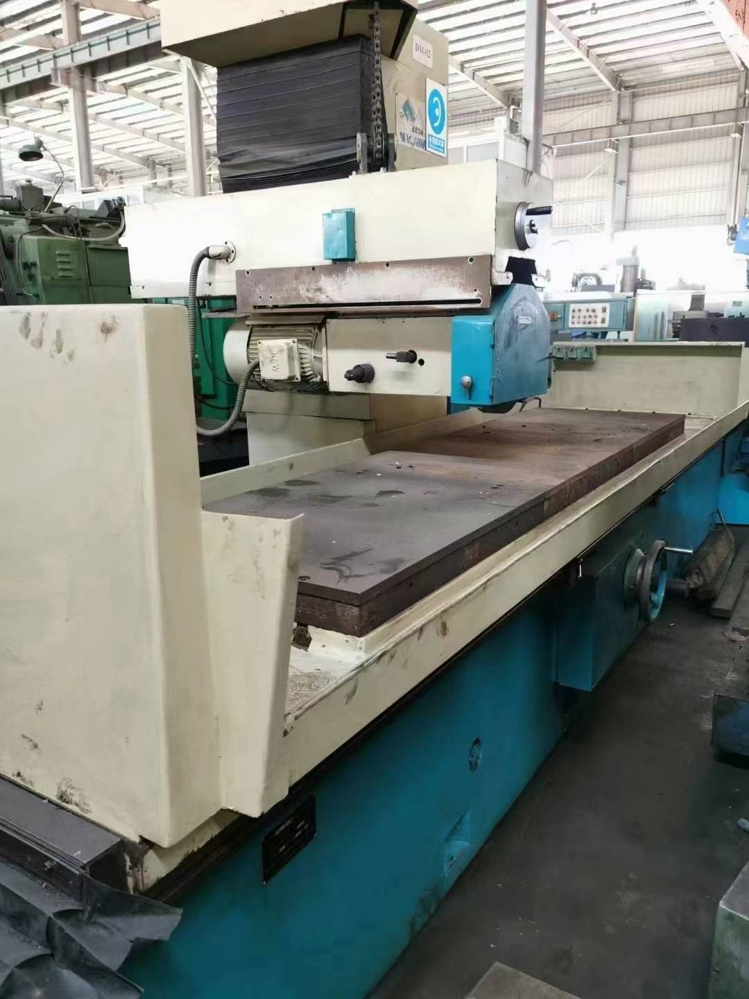 處理二手桂北M7180x30B臥軸矩臺平面磨床磨頭功率15