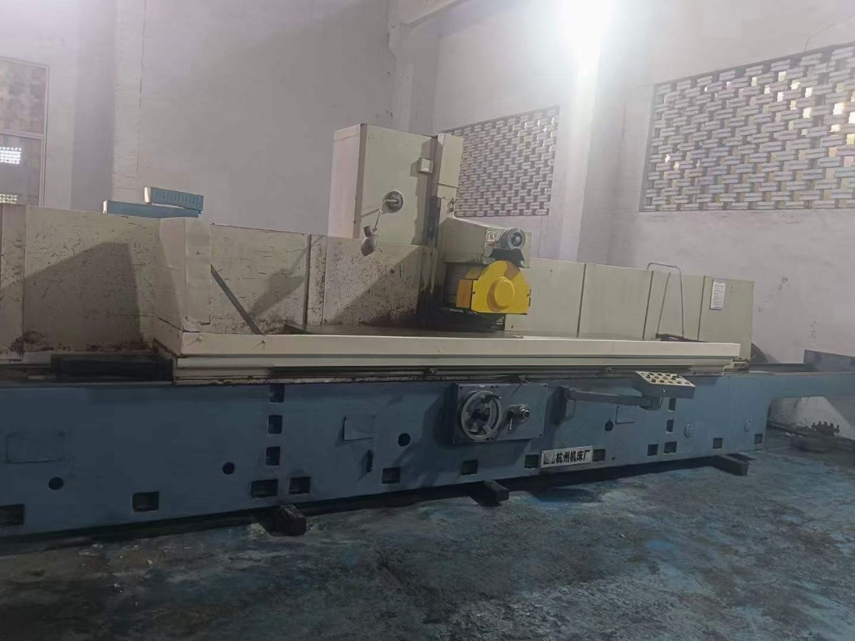 處理二手杭州M7150x30-HZ臥軸矩臺(tái)平面磨床砂輪軸轉(zhuǎn)速1440