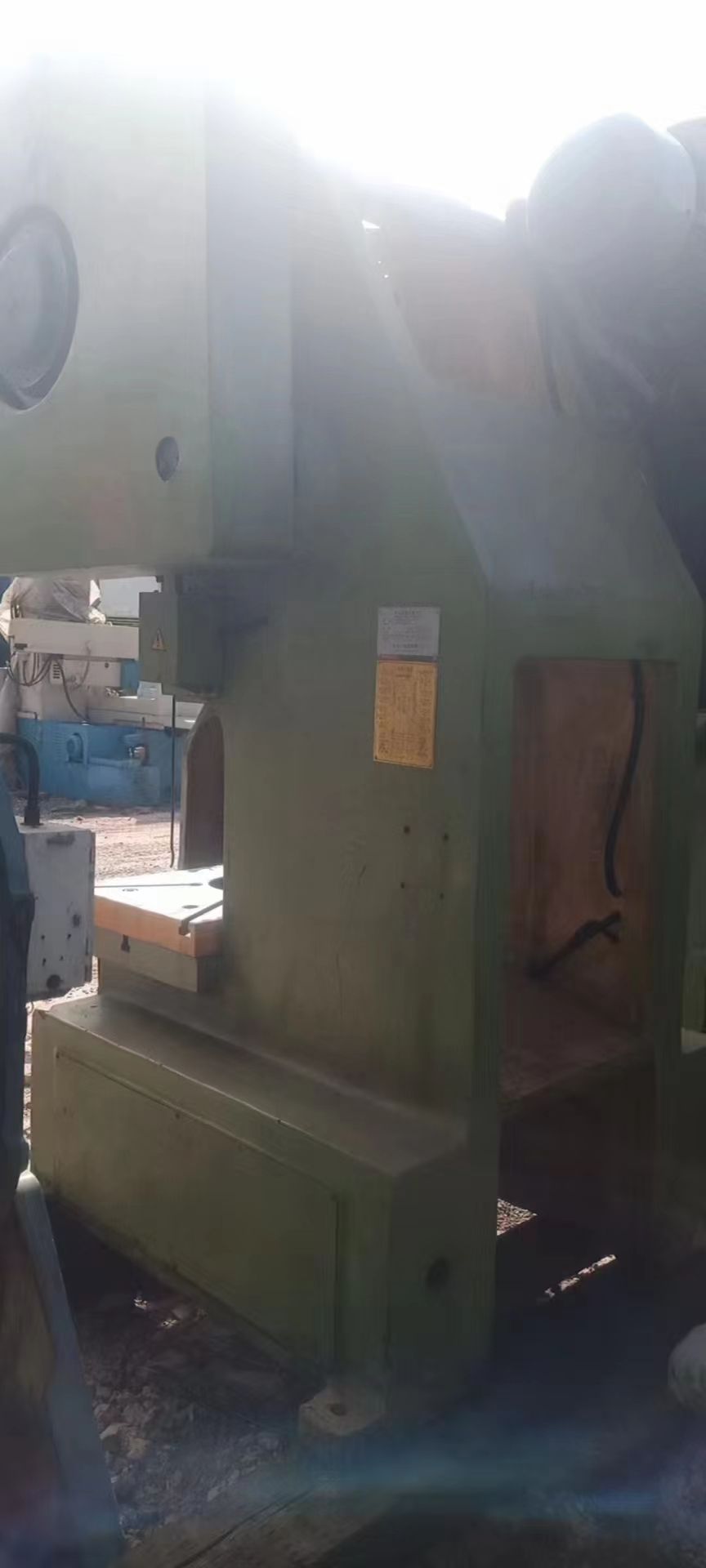 處理二手沃德JB2-160開(kāi)式固定壓力機(jī)二手壓力機(jī)