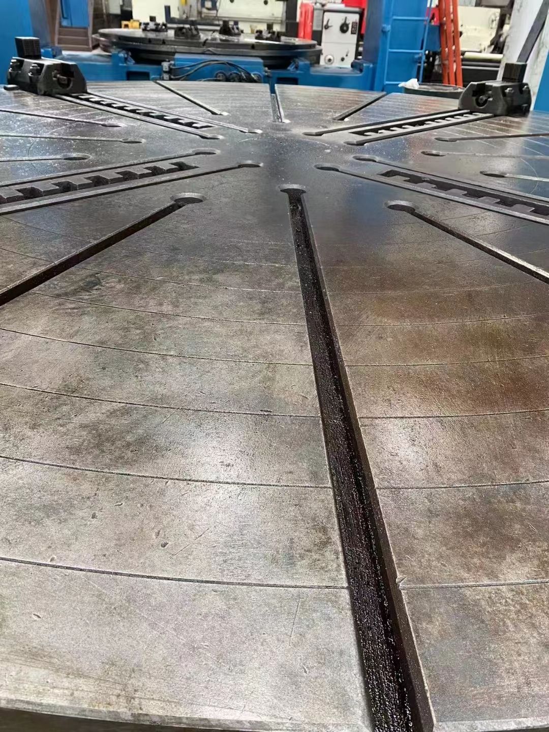 處理二手齊二4米立式車床加工高度3500