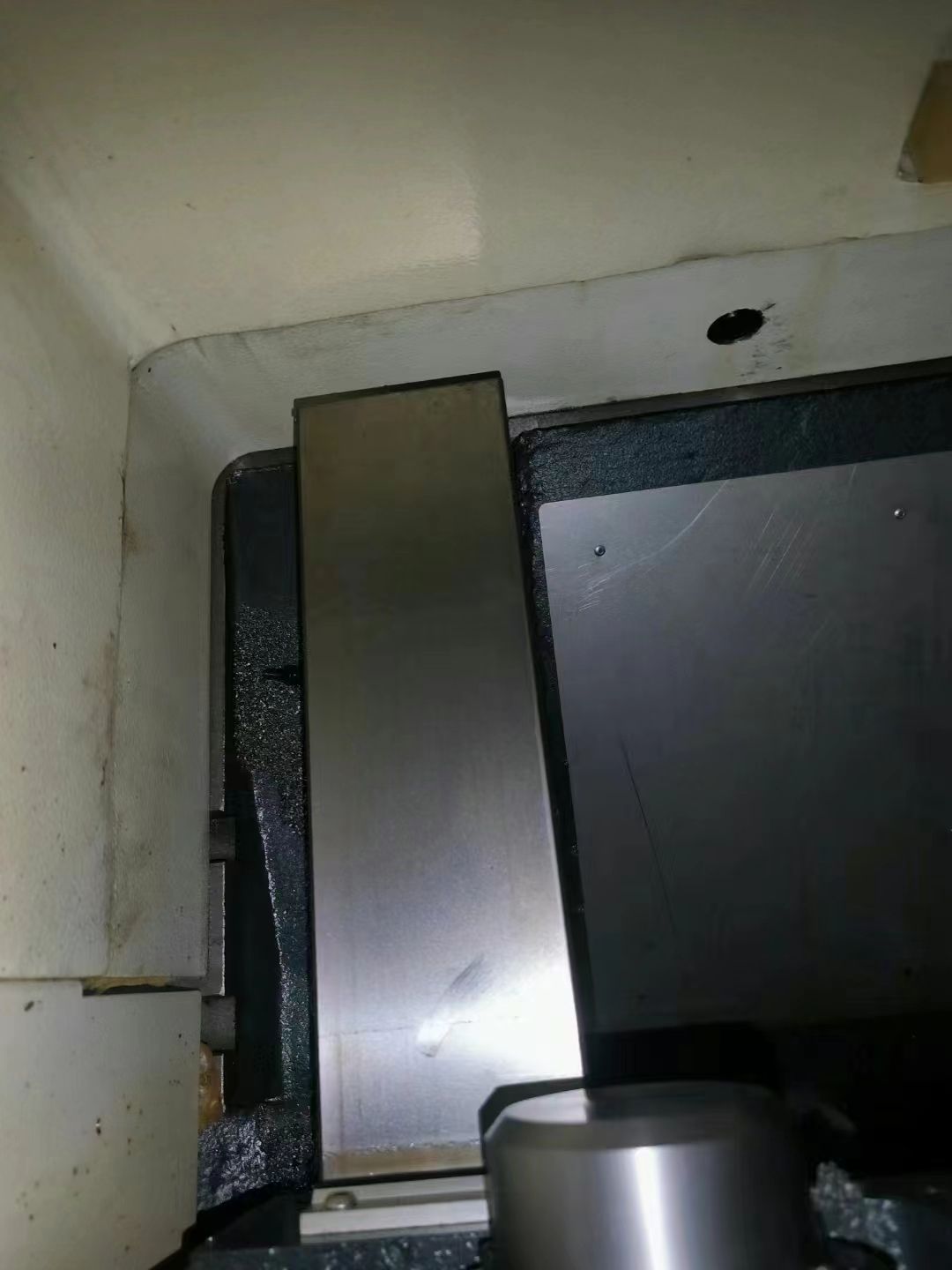 處理二手宜昌長機YKH5132J數(shù)控插齒機工件外徑320