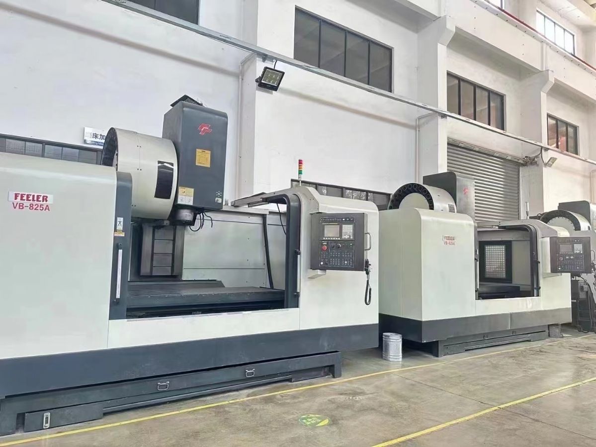 轉(zhuǎn)讓二手友佳VB-825A立式加工中心主軸錐度BT50