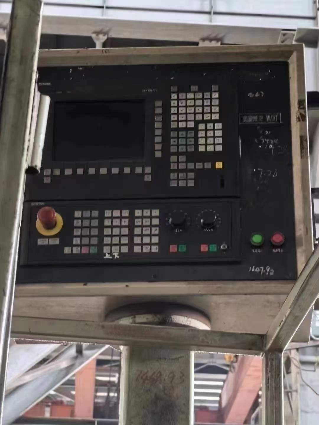 出售二手威泰CKX52125x50-250數(shù)控立式車床卡盤直徑8米