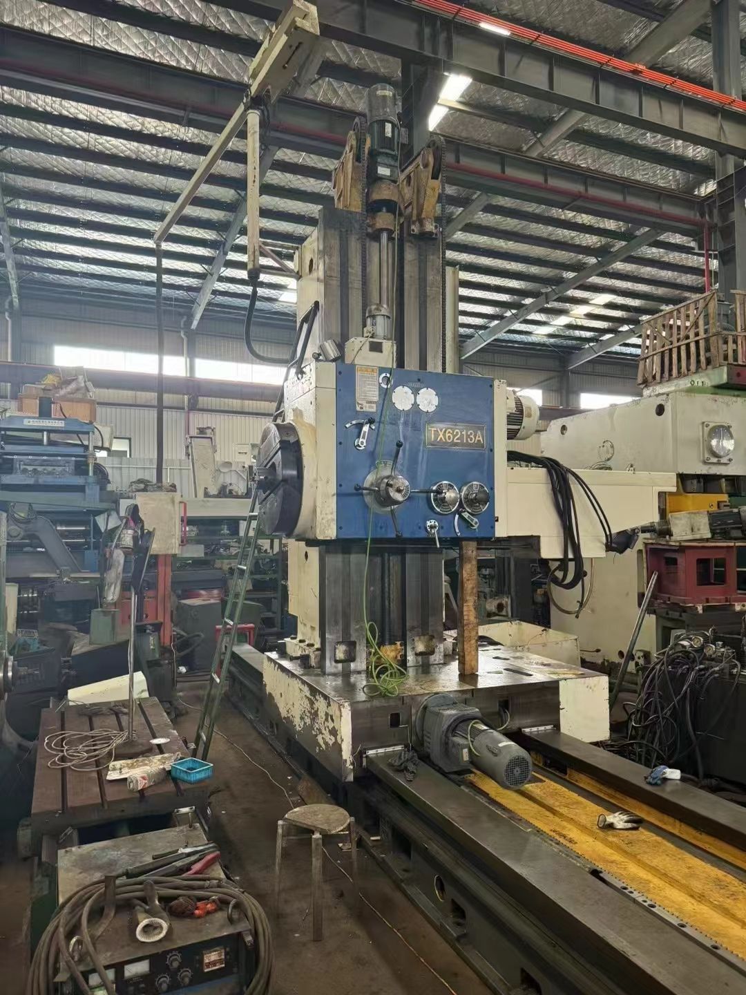 出售二手沈機(jī)TX6213A數(shù)顯落地鏜銑床加工高度2米