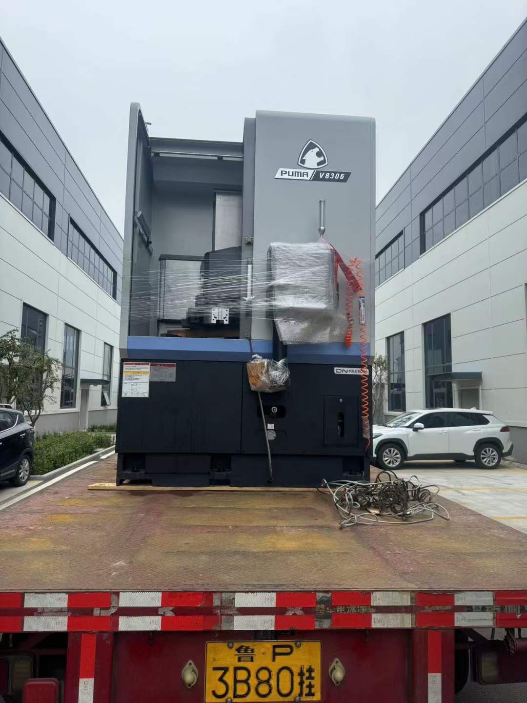 處理二手斗山PUMA V8305數(shù)控立式車床主軸轉(zhuǎn)速2000