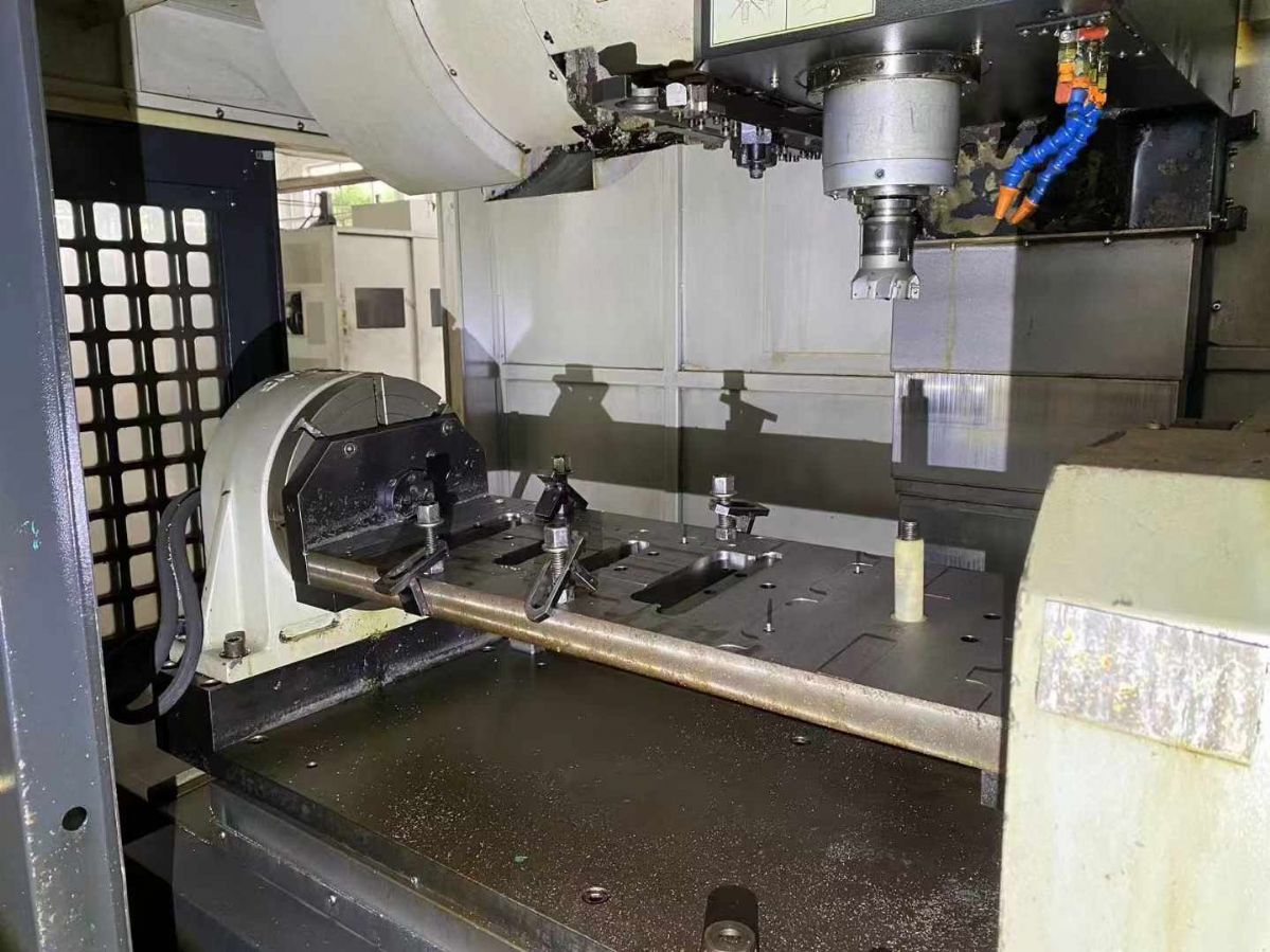 處理二手友佳VMP-40A立式加工中心BT40主軸錐度