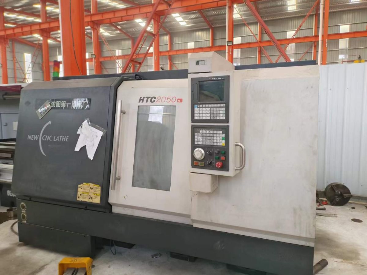 轉(zhuǎn)讓二手沈陽HTC2050n數(shù)控斜身車車削長度500