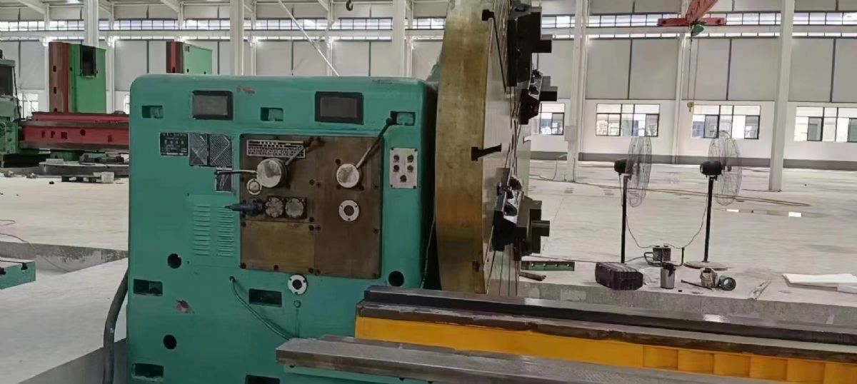 出售齊齊哈爾C6031x5米數(shù)控落地車床卡盤直徑2.5米