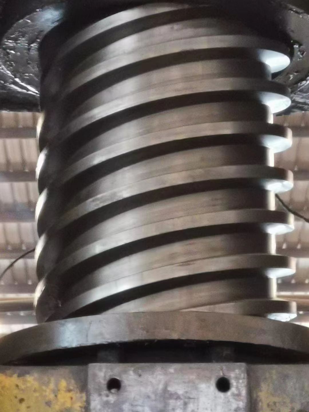出售二手宏達J53-1600C摩擦壓力機二手1600噸壓力機