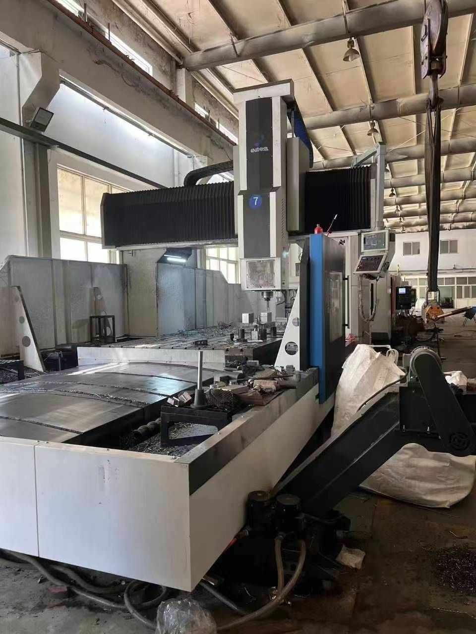 轉(zhuǎn)讓二手喬威GMC4028龍門加工中心主軸轉(zhuǎn)速6000