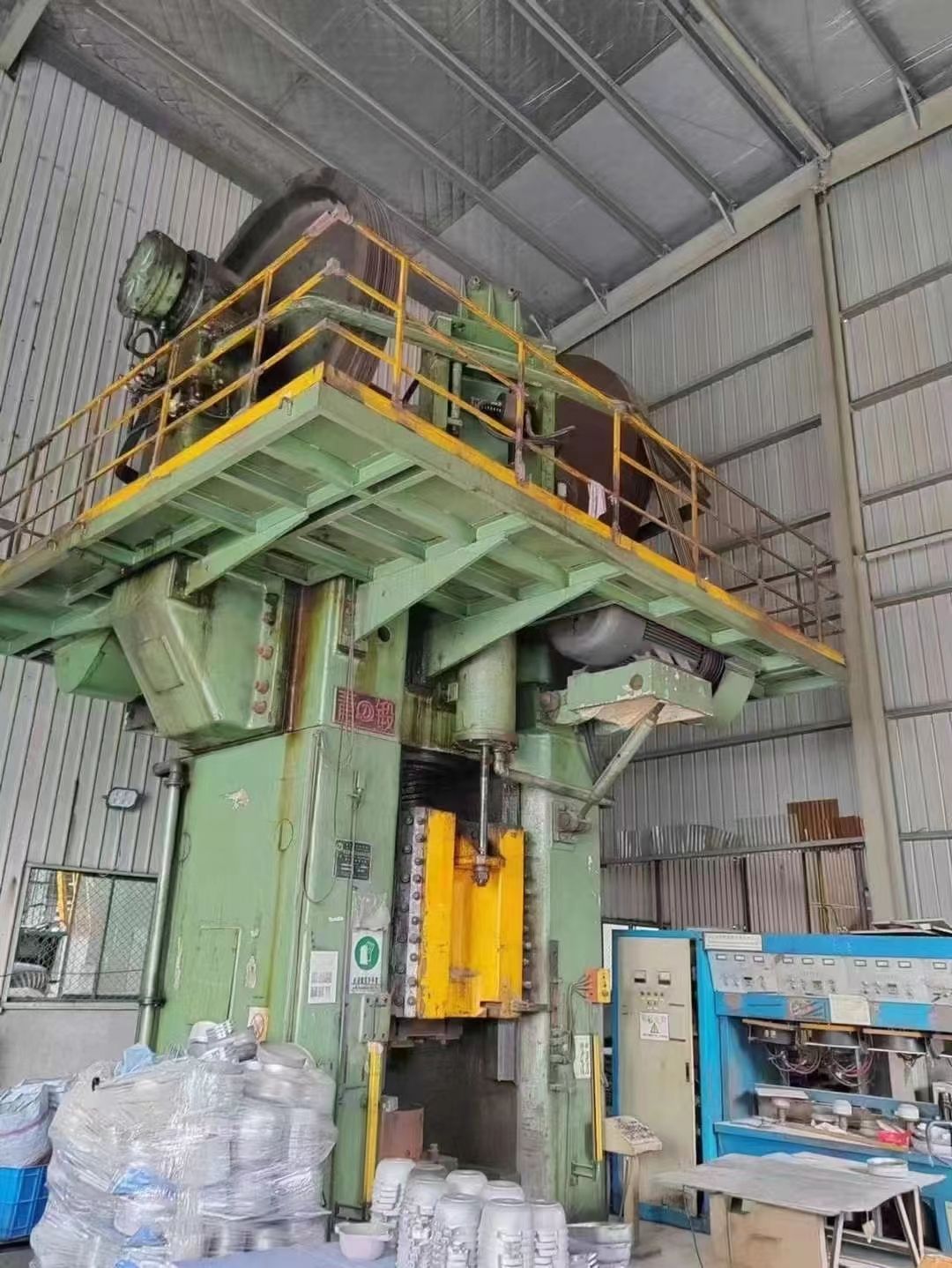 處理青鍛J54-2500C雙盤(pán)摩擦壓力機(jī)主電機(jī)功率110