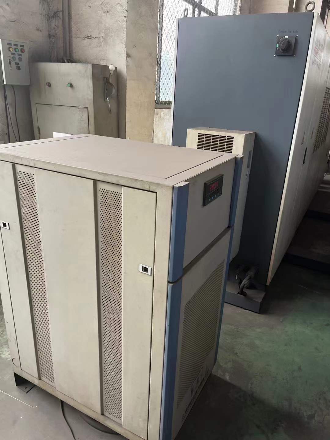 轉(zhuǎn)讓二手大族6020激光切割機(jī)6米切割范圍