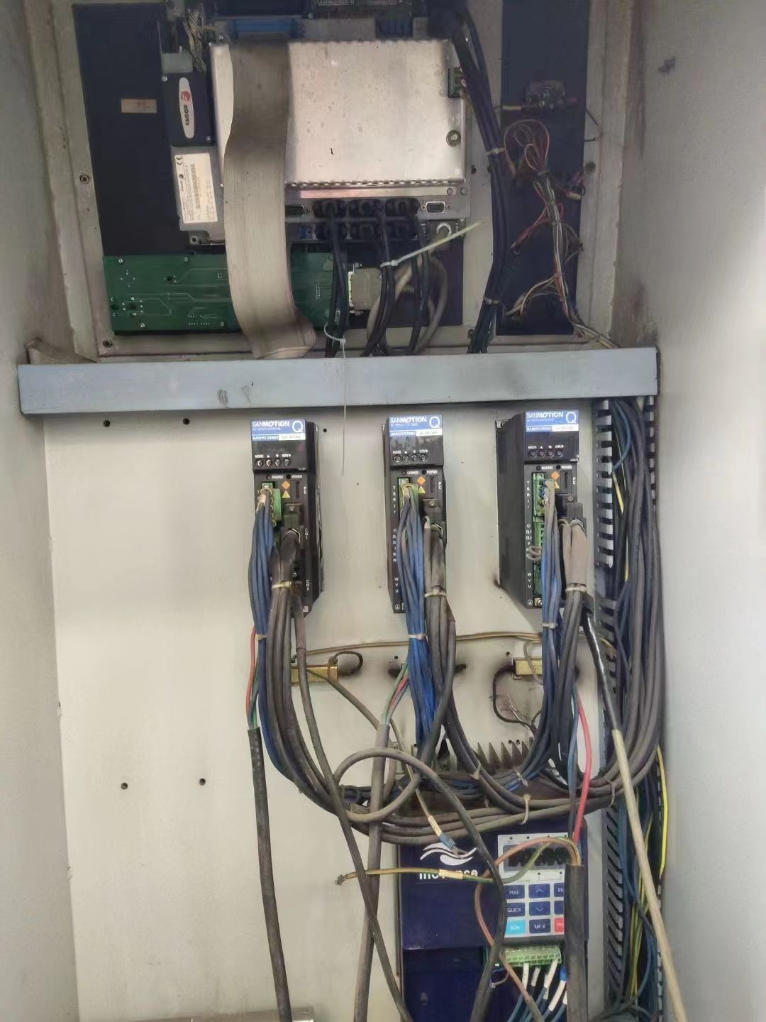 出售二手佳鐵CNC-JTGK600精雕機(jī)二手佳鐵雕銑機(jī)