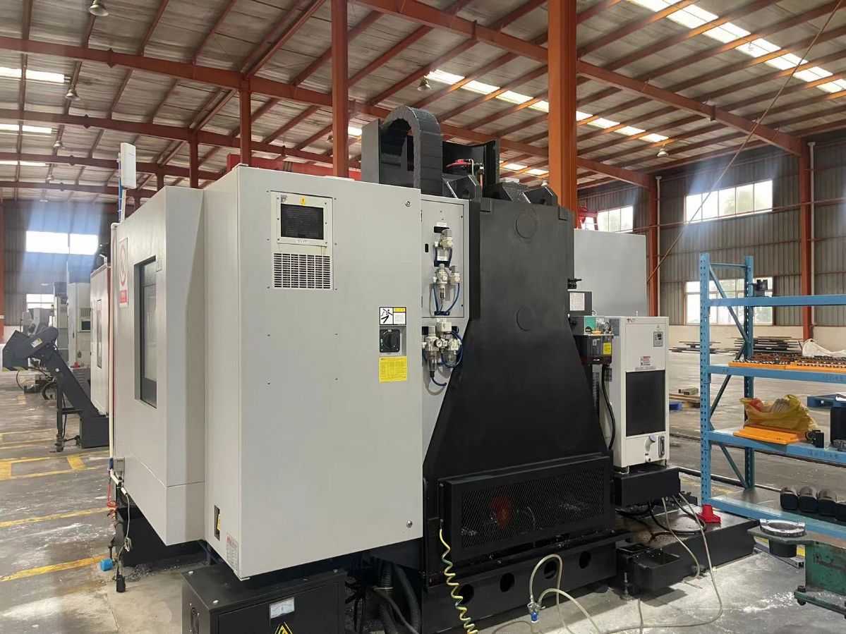 出售崴立CV-1260立式加工中心主軸BT40