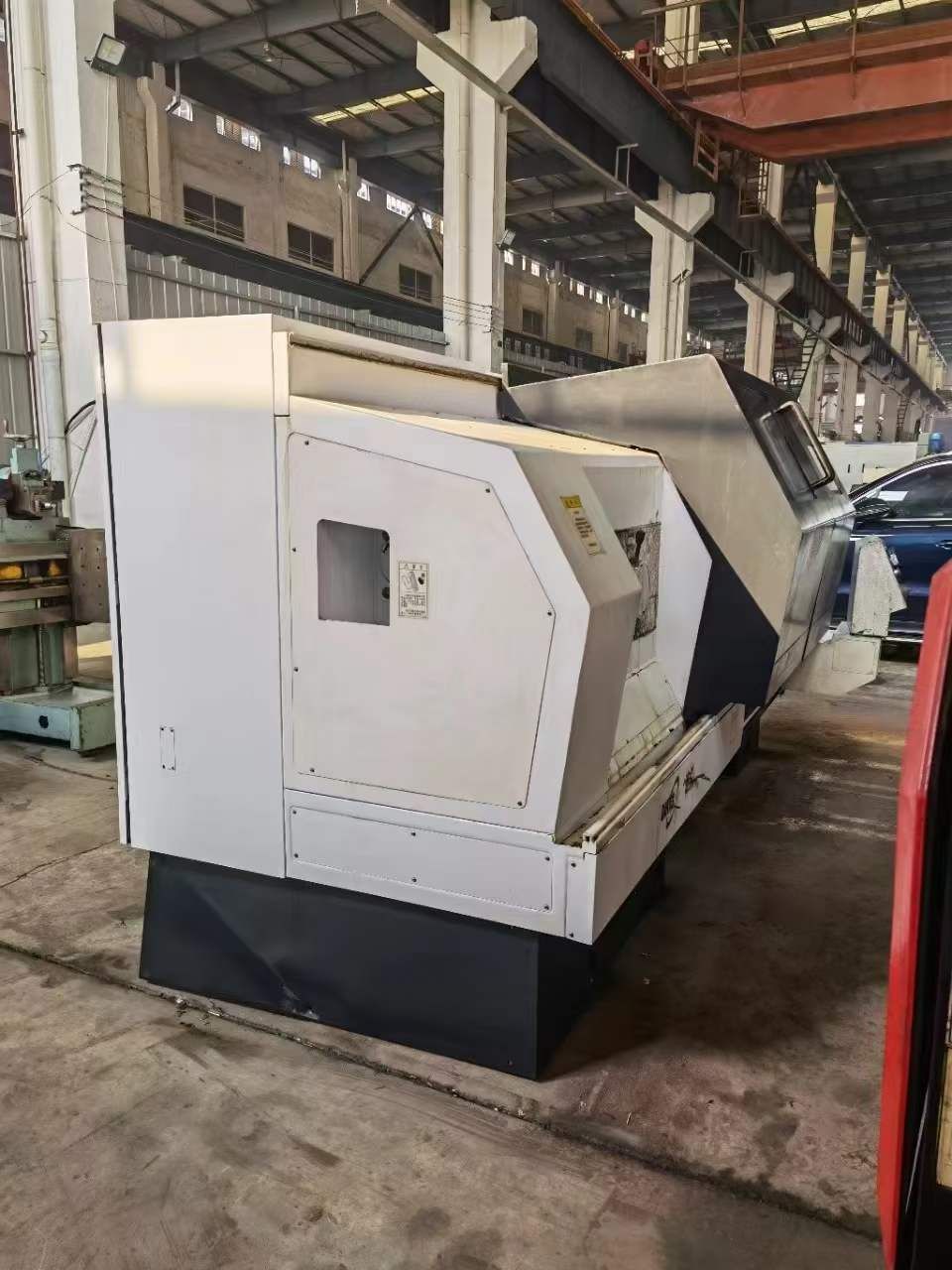 出售大連CKA6180x1米數(shù)控臥式車床發(fā)那科Oi-TD系統(tǒng)