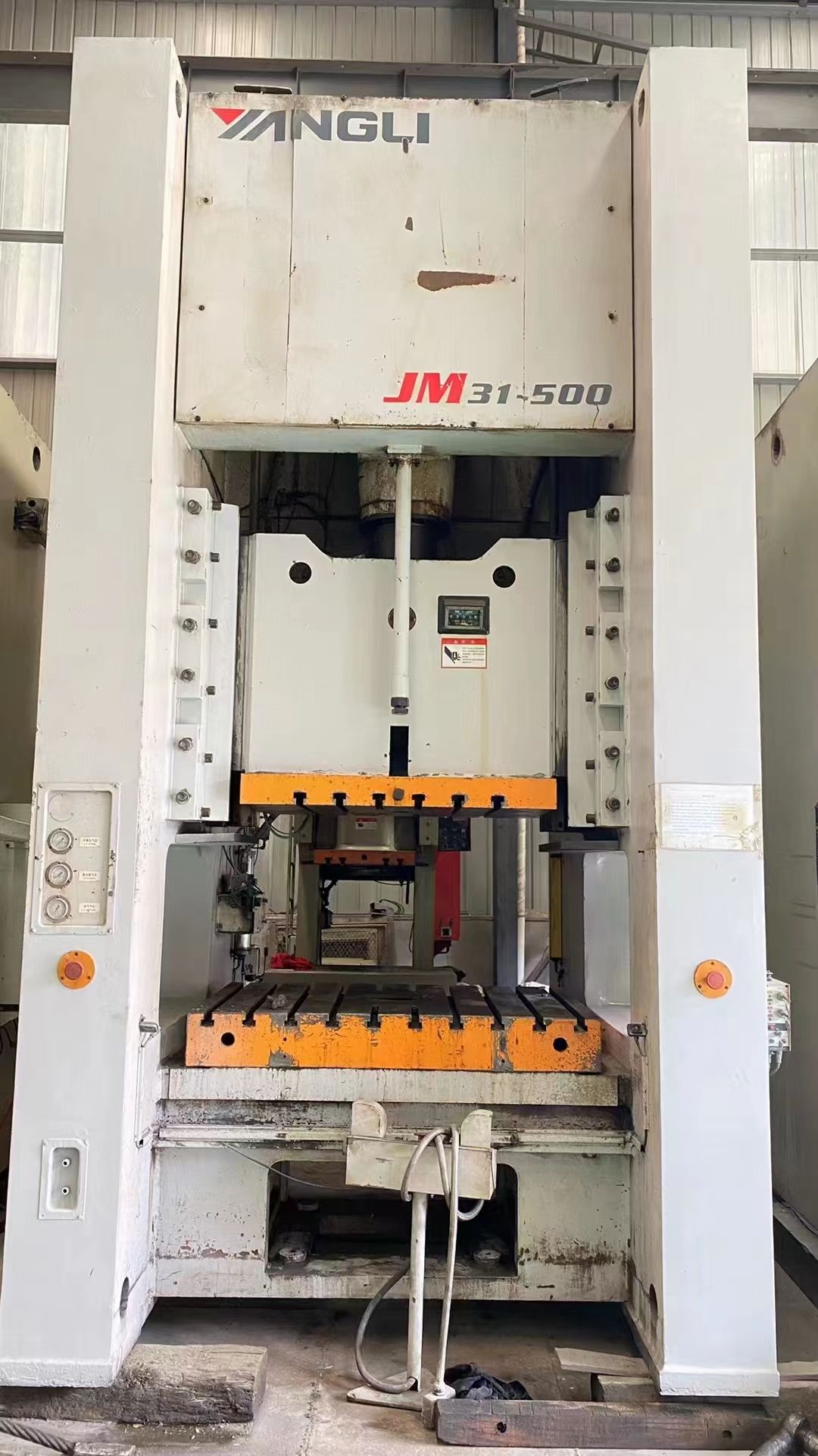 出售揚(yáng)力JM36-500龍門(mén)壓力機(jī)二手500噸龍門(mén)沖