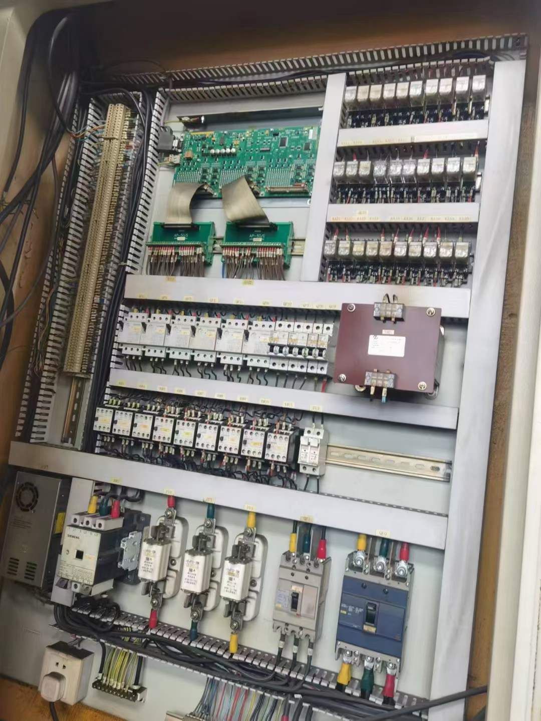 出售成功CK5116G數(shù)控立式車床工作臺(tái)直徑1.4米
