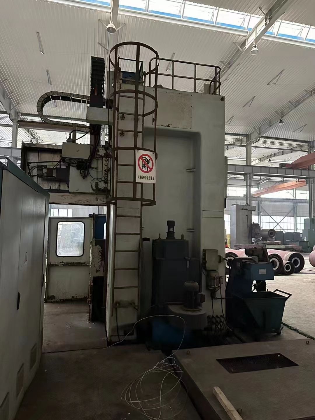 處理二手威泰CK5116B數(shù)控立式車床車削直徑1.6米