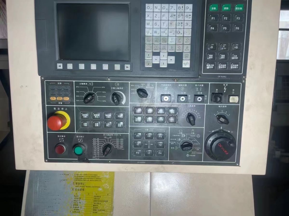 轉(zhuǎn)讓二手程泰GS-200S數(shù)控斜身車加工長度550