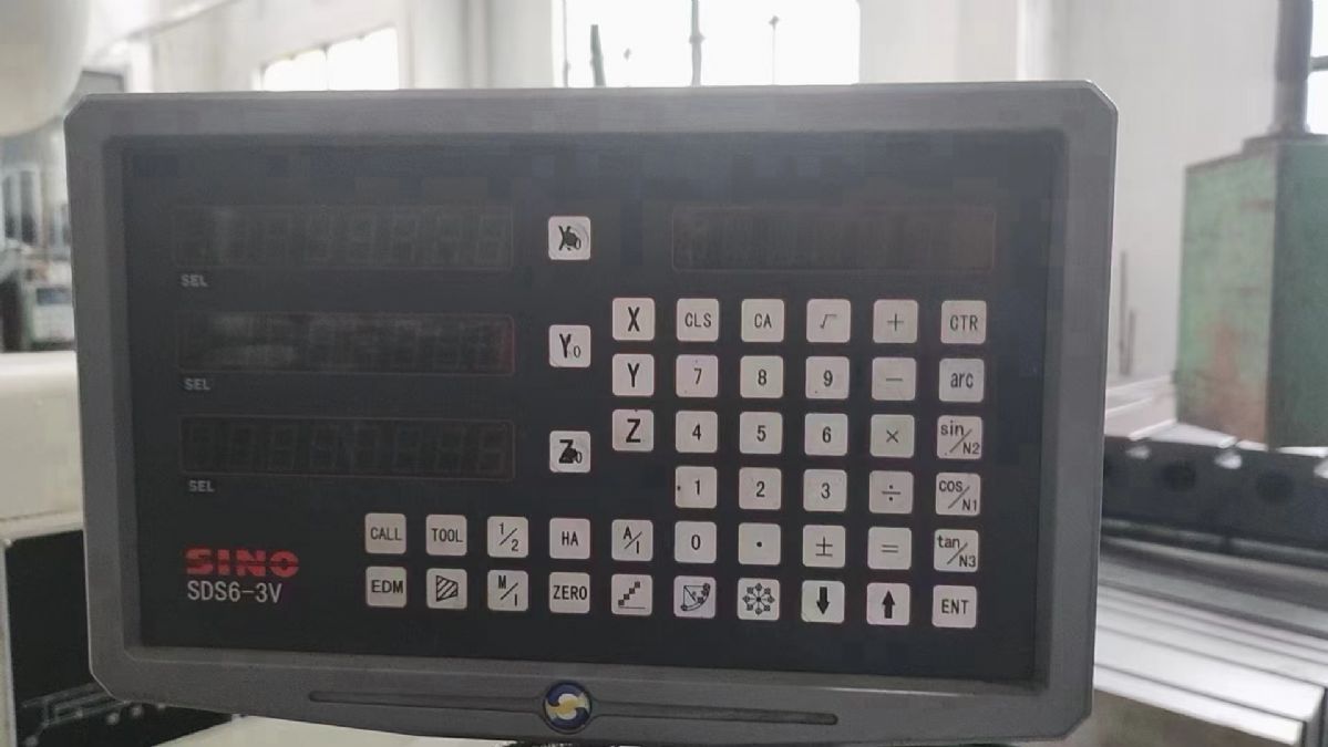轉(zhuǎn)讓二手沈機(jī)TX6111C-2臥式鏜銑床主軸直徑110