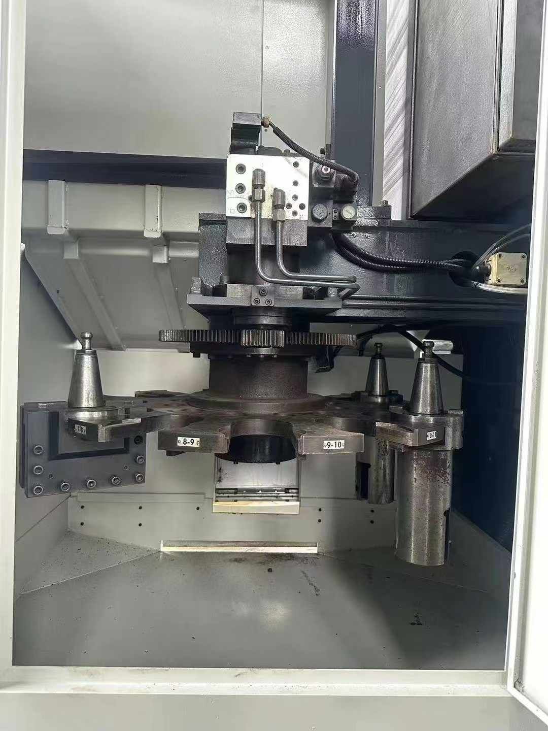 出售二手油機YV-1000ATC數(shù)控立式車床切削高度700
