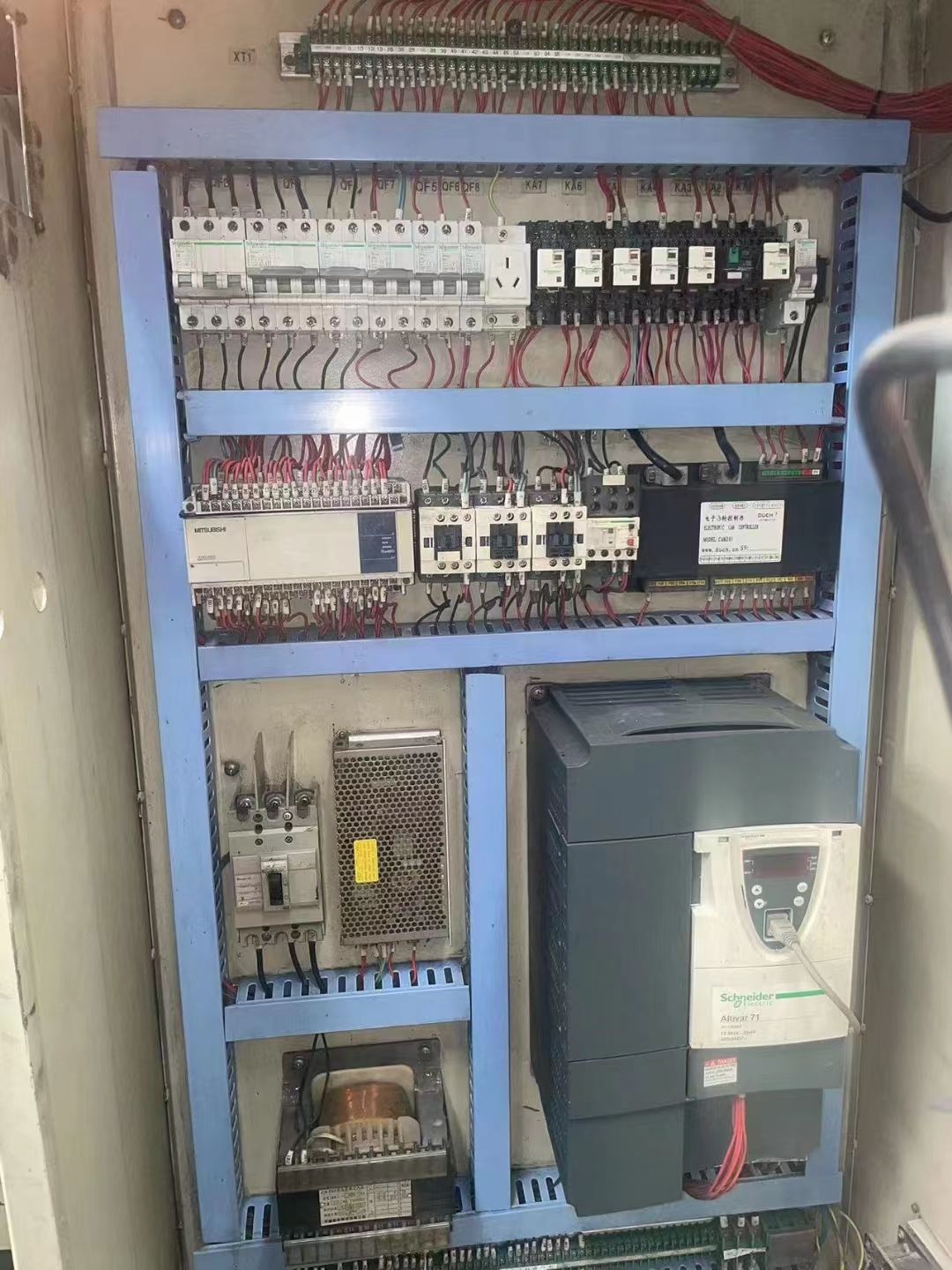 轉(zhuǎn)讓揚(yáng)力JM31G-200閉式壓力機(jī)主電機(jī)功率30