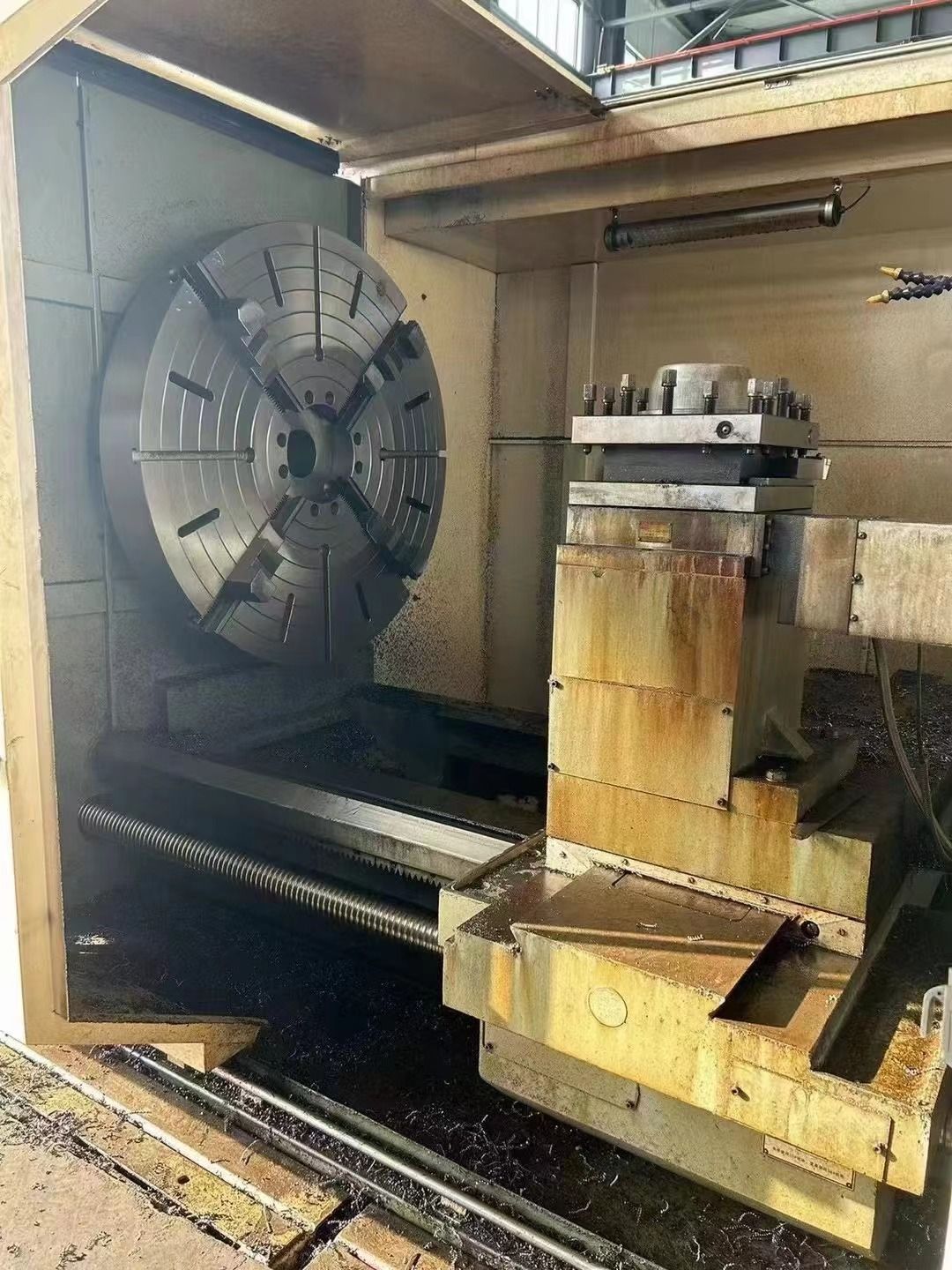 轉讓二手云南CKNC-61160數(shù)控臥式車床加工長度3米