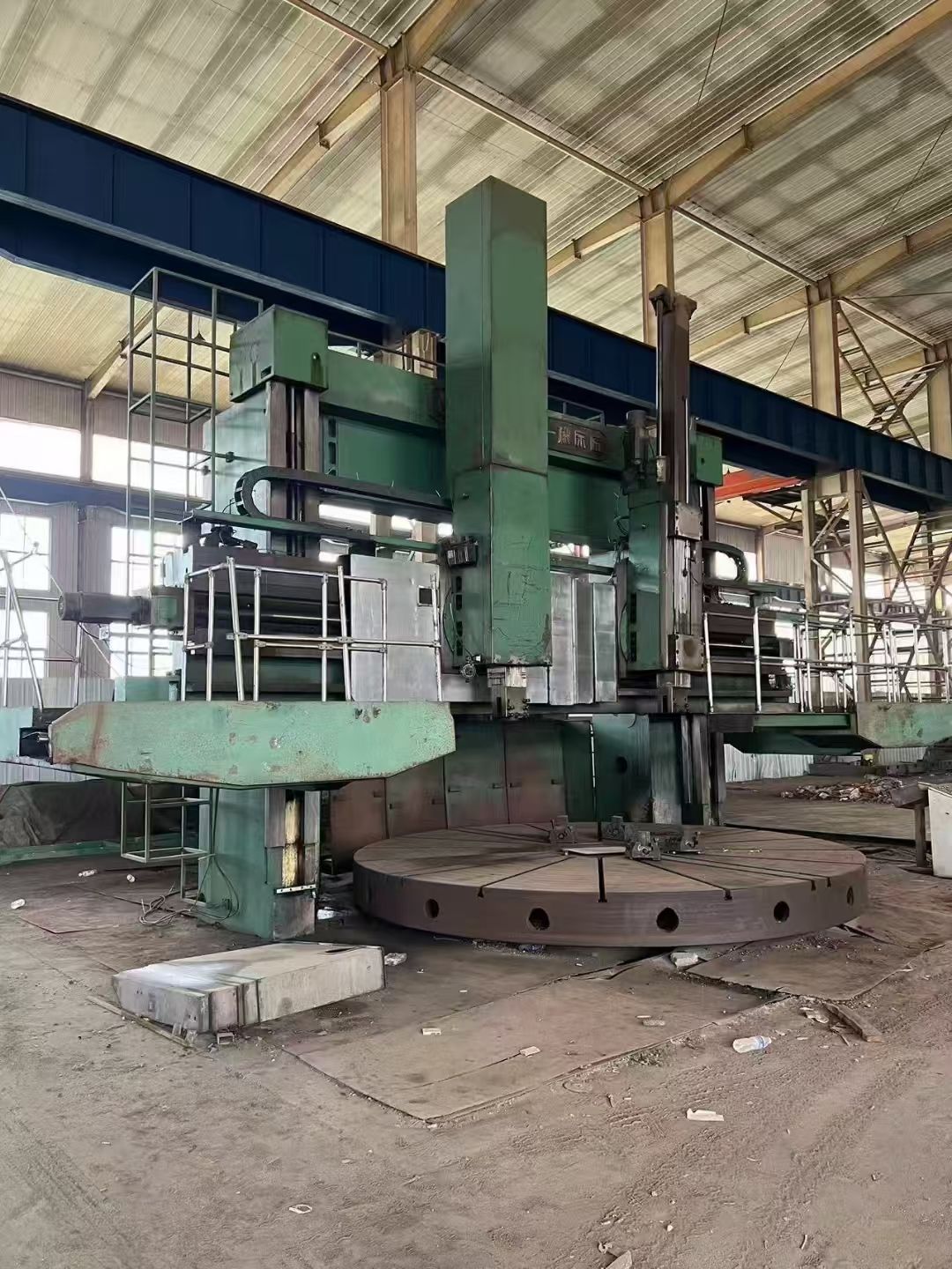 轉(zhuǎn)讓二手齊重DVT500x25-32數(shù)控雙柱立式車床主電機(jī)功率55