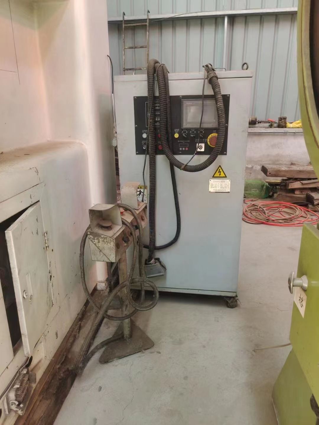 轉讓二手揚力SP1-500龍門壓力機二手500噸壓力機