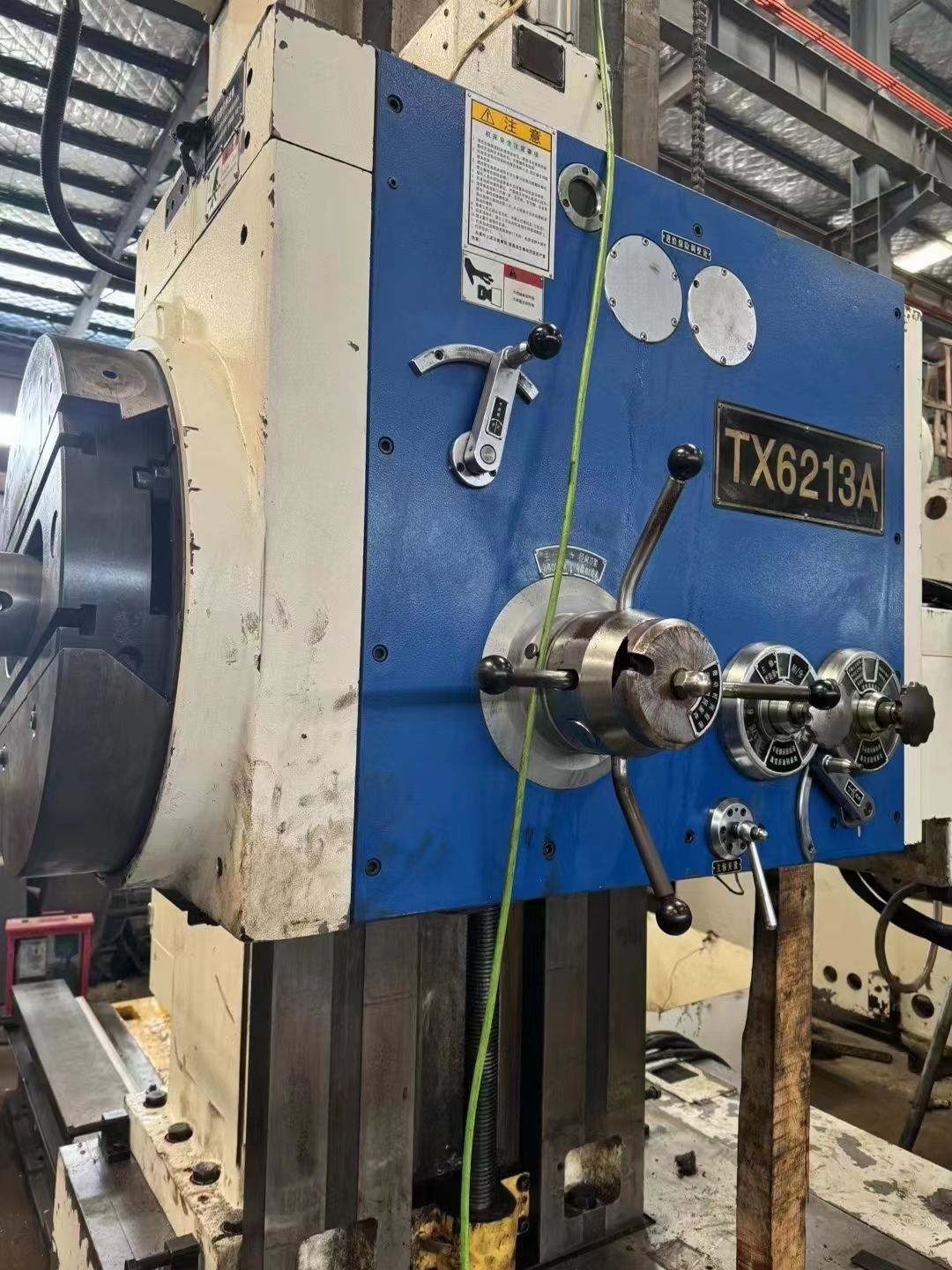 出售二手沈機(jī)TX6213A數(shù)顯落地鏜銑床加工高度2米