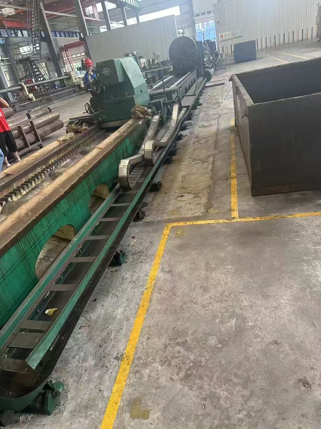 出售二手星火CW61125x10米臥式車(chē)床主軸轉(zhuǎn)速315