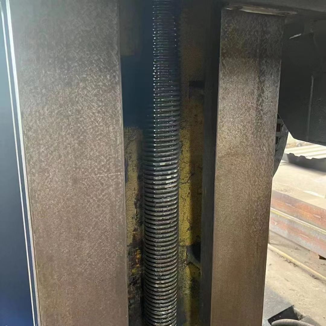 處理二手大連CK5250數(shù)控立式車床工件高度3.15米