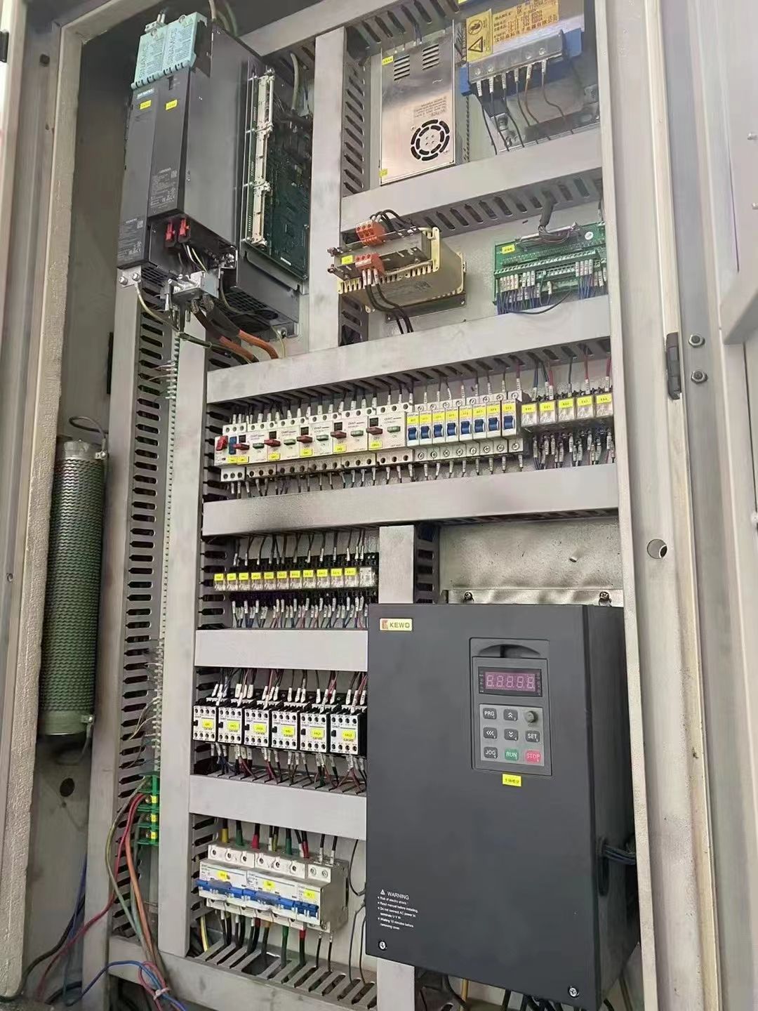 處理二手恒潤CK5112A數(shù)控立式車床加工高度1米