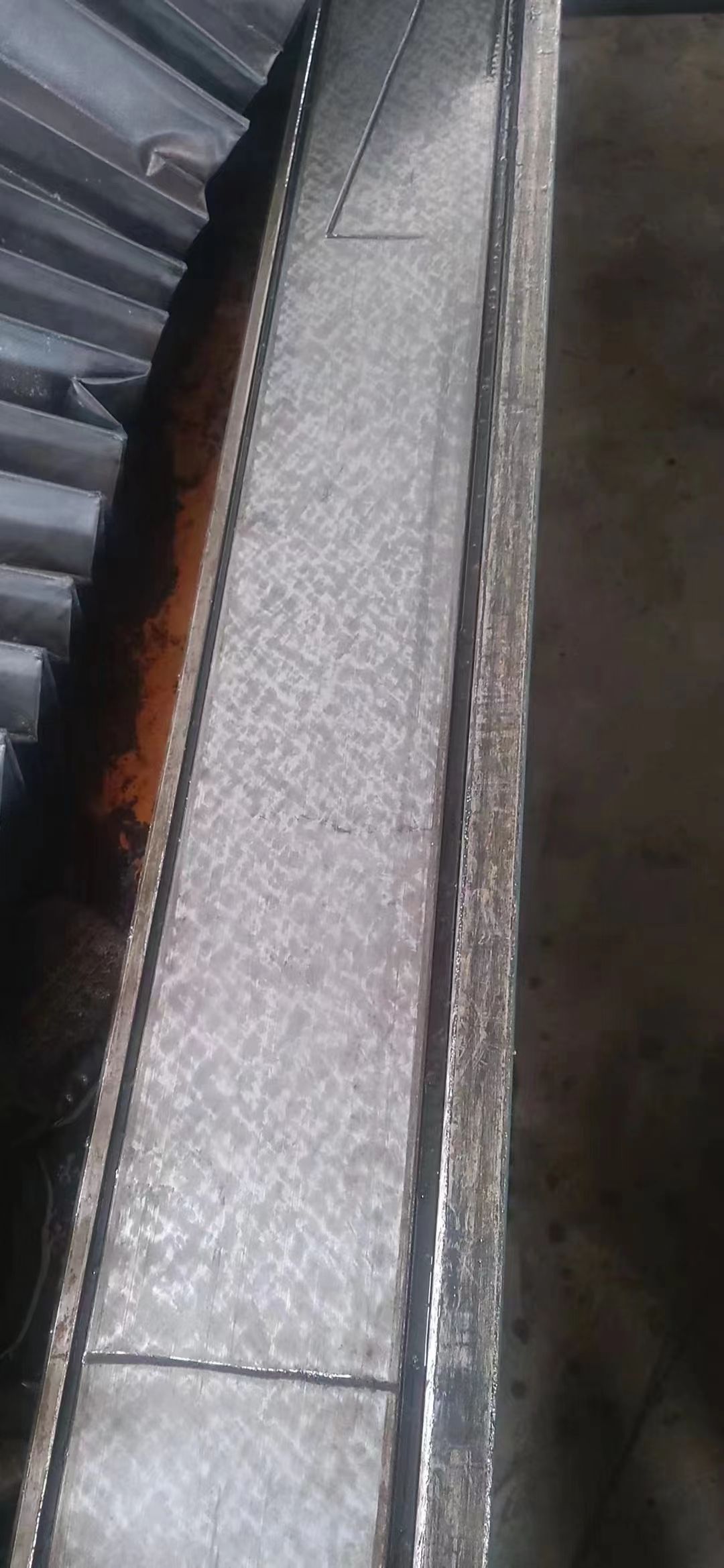 處理二手桂北M7180x40B-GM平面磨床垂直行程600