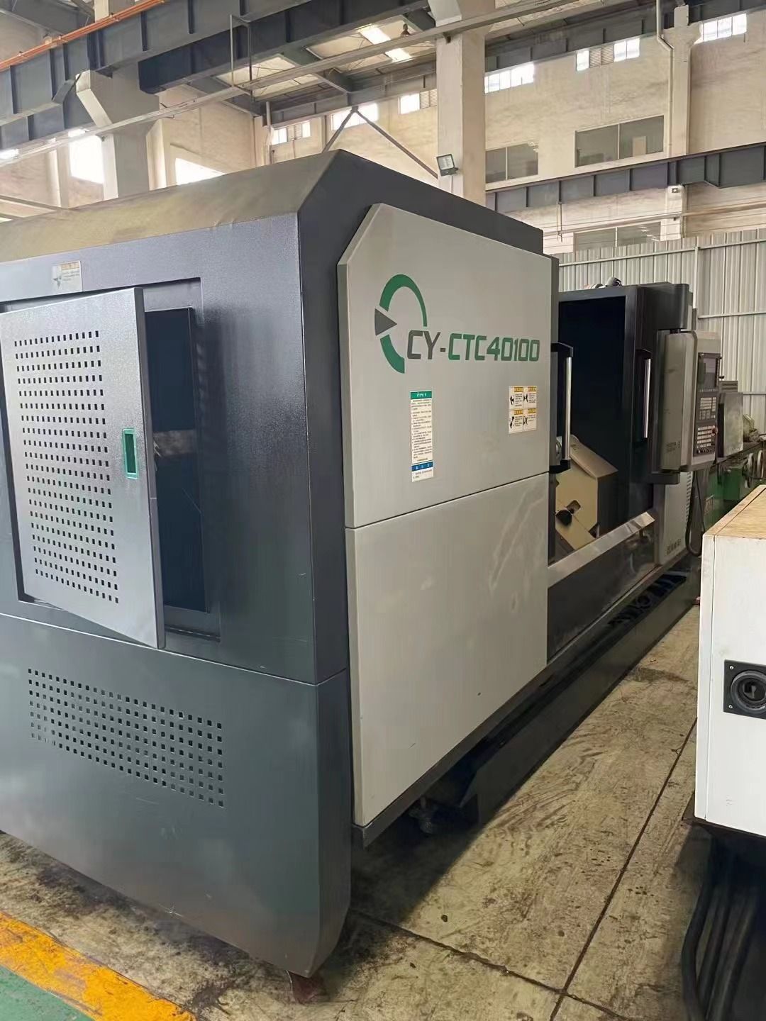 轉(zhuǎn)讓二手云南CY-CTC40100數(shù)控斜身車車削直徑400