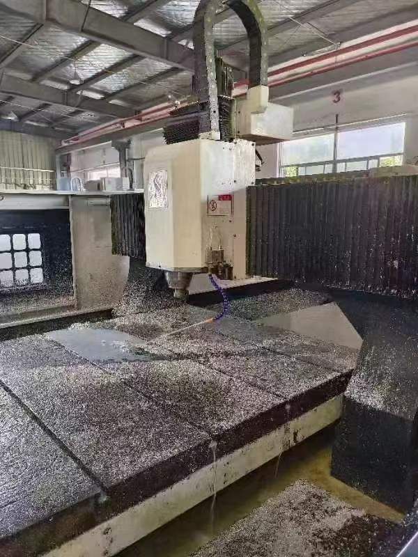轉讓二手豐菱2013龍門式精雕機主軸轉速24000