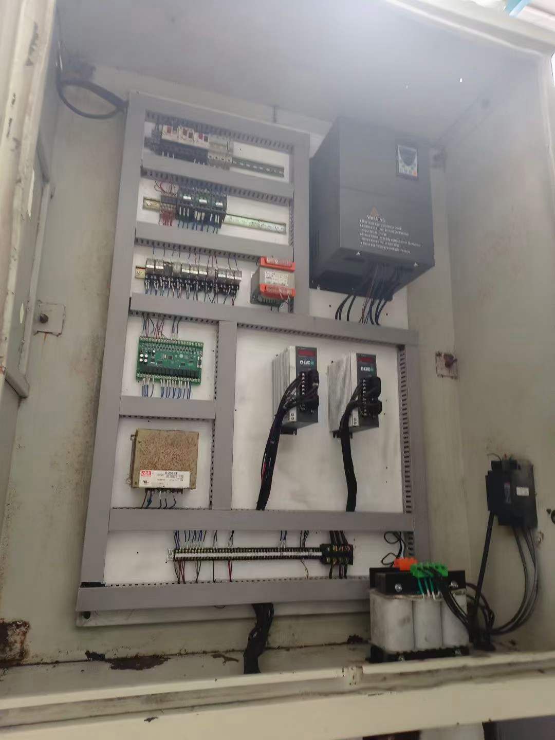 出售二手京華CJK5116數(shù)控立式車床主電機(jī)功率30